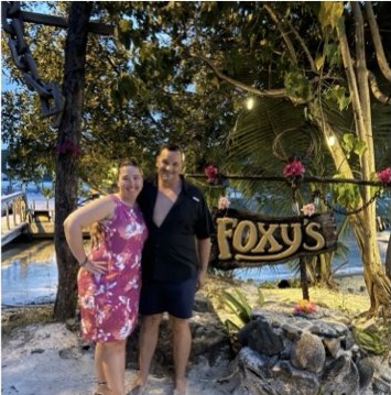Guests at the famous Foxy's on Jost Van Dyke